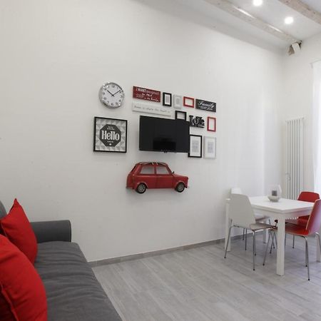מילאנו Amazing Apartment In City Center With Balcony מראה חיצוני תמונה