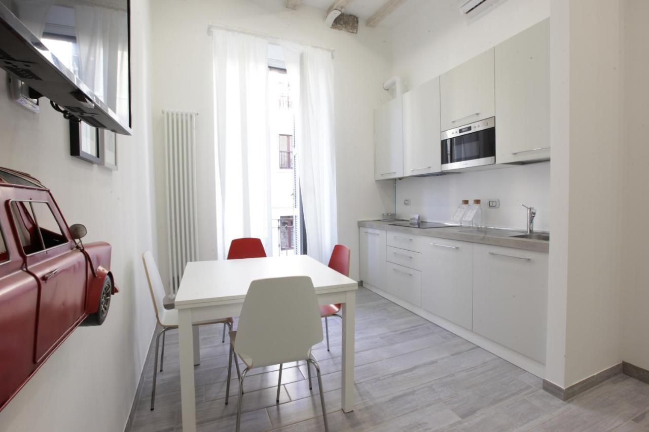 מילאנו Amazing Apartment In City Center With Balcony מראה חיצוני תמונה