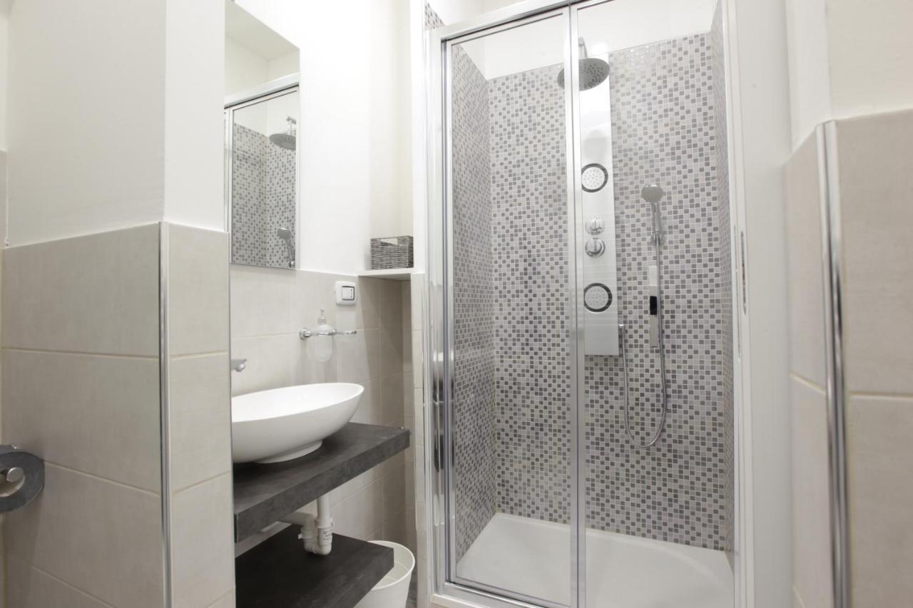 מילאנו Amazing Apartment In City Center With Balcony מראה חיצוני תמונה