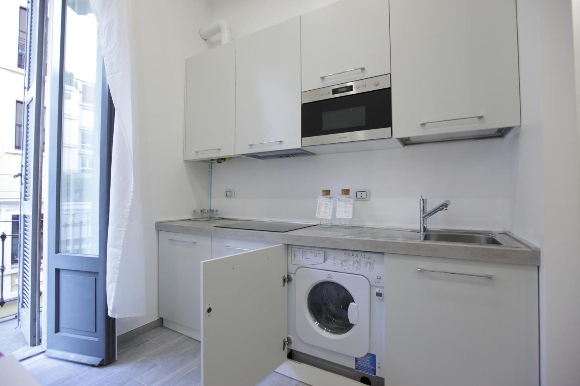 מילאנו Amazing Apartment In City Center With Balcony מראה חיצוני תמונה